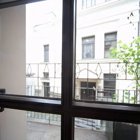 The Theatre / Old Town & Balcony Apartamento Riga