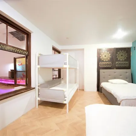 The Theatre / Old Town & Balcony *