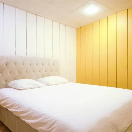 The Theatre / Old Town & Balcony *