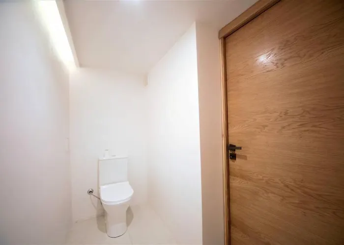 Апартаменты The Theatre / Old Town & Balcony *